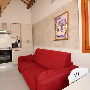 https://casa-dea-corte-apartment.hotelinveneto.com